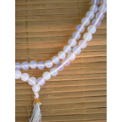 MALA Tibétain en Opalite 8mm