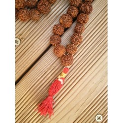 MALA TIBETAIN GRAINES DE RUDRAKSHA 14mm