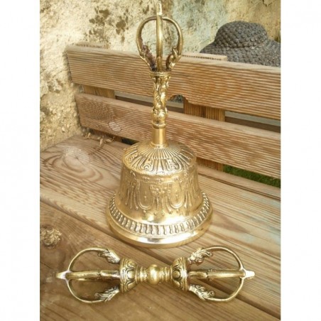 Cloche Tibétaine en bronze 21cm avec dorje