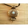 Pendentif Collier Tibétain Gao ou Ghau laiton