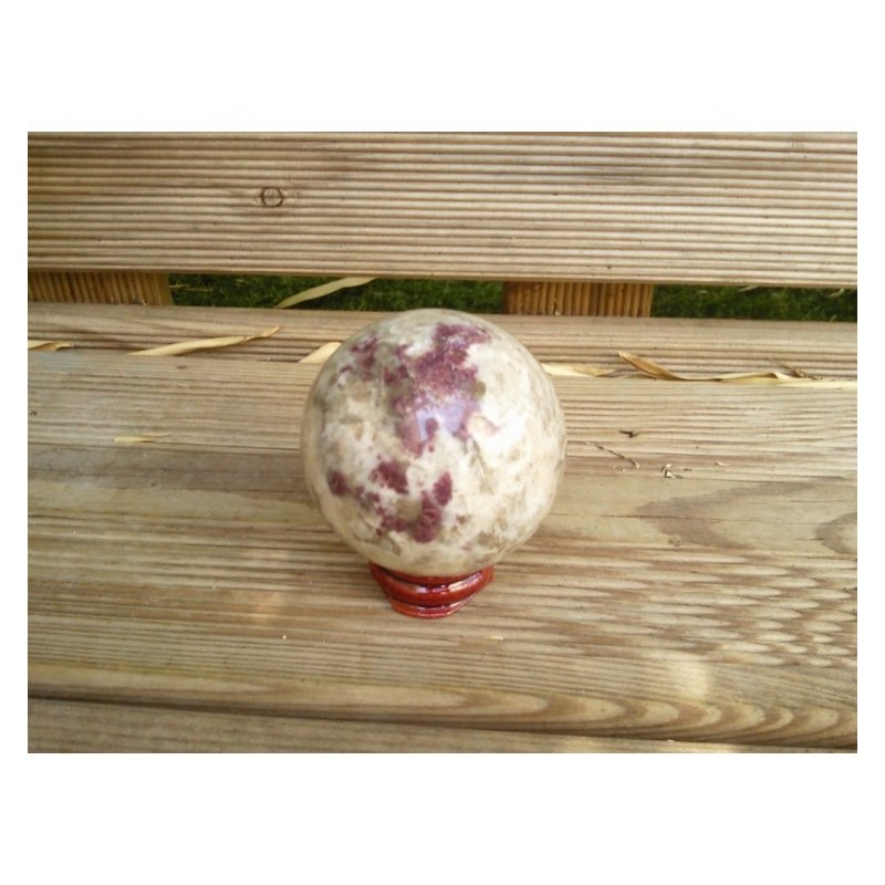 Sphère en Tourmaline rose 269grs 55.4mm