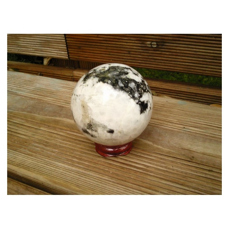 Sphère en Labradorite blanche ou Pierre de Lune rainbow 58.5mm 280grs