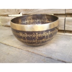 Bol chantant Tibétain 7 métaux gravé 821grs