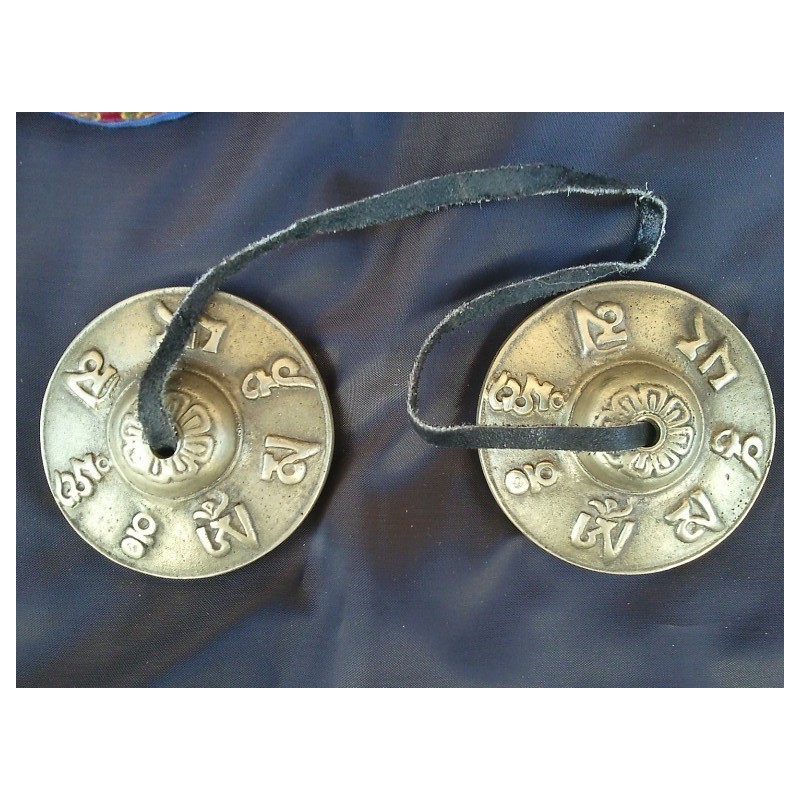 Tingsha Tibetaines 5 métaux 6.5cm Aum décoration