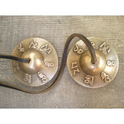 Tingsha 7 métaux 6.3cm Aum