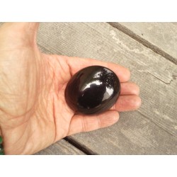 Galet d'Obsidienne noire 102grs 58mm