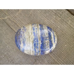 Galet en Lapis Lazuli 105grs 64mm