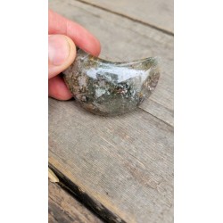 Lune en Lodolite ou Quartz Chaman (Garden) 57mm 73grs