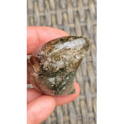 Lune en Lodolite ou Quartz Chaman (Garden) 57mm 73grs