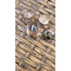 25grs de Galets en Quartz Chamane Lodolite