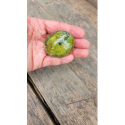 Galet Opale verte 72grs 51mm