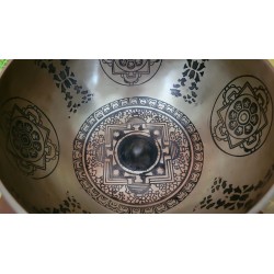 Bol chantant Tibétain 7 métaux 1134grs Lingam gravé