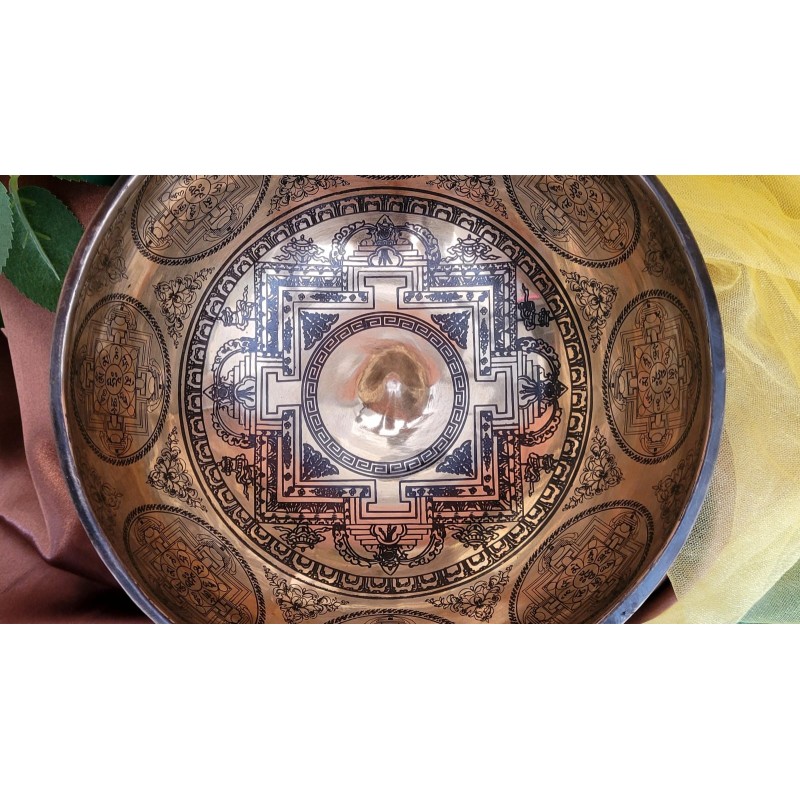 Bol Tibétain 7 métaux 1287grs Lingam gravé