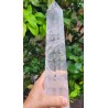 Pointe obelisque polie Cristal de Roche 2430grs 30.5cm Pointe obelisque polie Cristal de Roche 2430grs 30.5cm