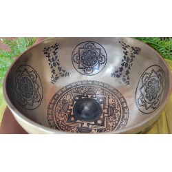 Bol Tibétain 7 métaux Lingam gravé 1052grs