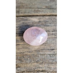 Galet en Quartz rose 60grs 50mm