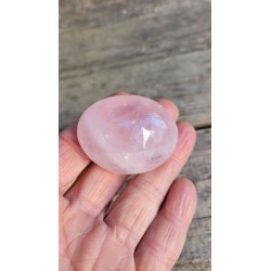 Galet en Quartz rose 60grs 50mm