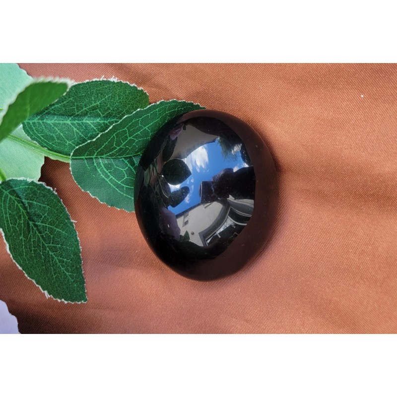 Galet d'Obsidienne 92grs 57mm