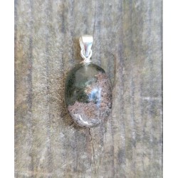 Pendentif goutte en Lodolite ou Quartz jardin