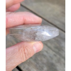 Galet en Quartz Chamane Lodolite  72grs 58mm