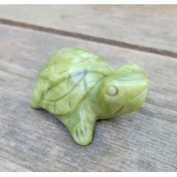 Tortue en Jade verte 8cm