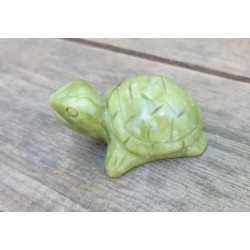 Tortue en Jade verte 8cm