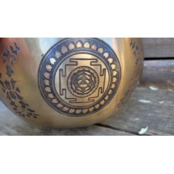 Bol Tibétain 7 métaux 1200grs Lingam gravé