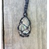 Pendentif goutte en Lodolite ou Quartz jardin
