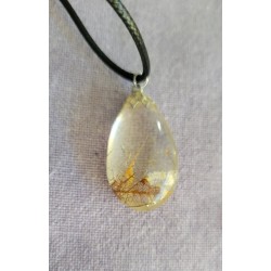 Pendentif goutte en Quartz rutile doré